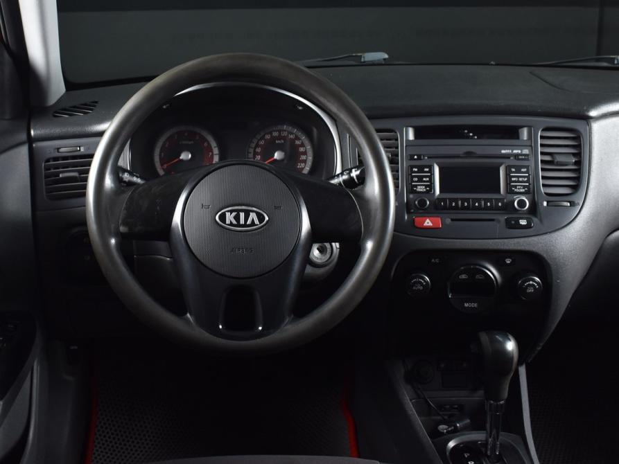 Kia Rio II Рестайлинг Кемерово  - изображение 8