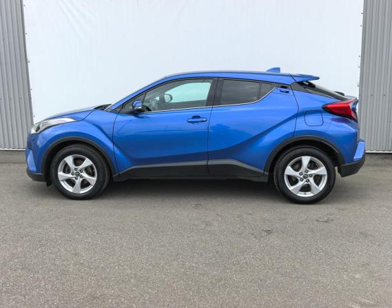 Toyota C-HR I с пробегом 2018 года, цена 2 210 000 рублей, 136000 км, внедорожник, Автокод Объявления
