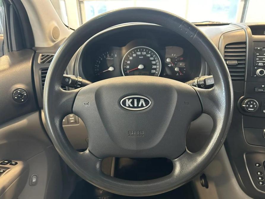 Kia Carnival II Подольск  - изображение 17