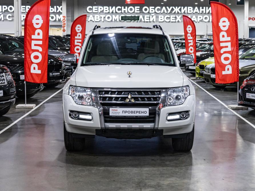 Mitsubishi Pajero IV Рестайлинг 2 Санкт-Петербург  - изображение 3