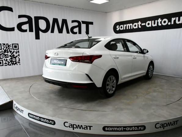 Hyundai Solaris II Рестайлинг с пробегом 2022 года, цена 1 767 000 рублей, 22668 км, седан, Автокод Объявления