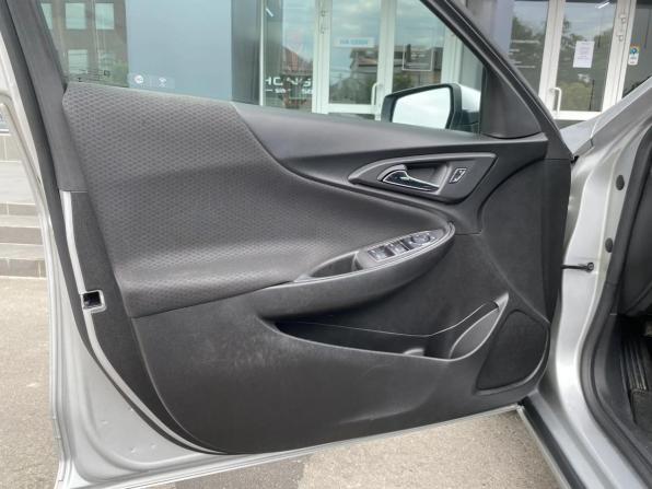 Chevrolet Malibu IX Рестайлинг с пробегом 2018 года, цена 1 225 000 рублей, 99600 км, седан, Автокод Объявления