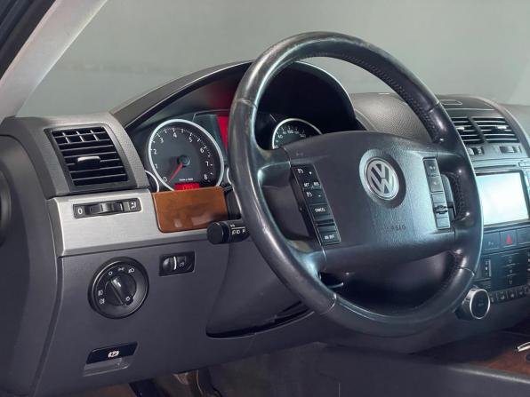Volkswagen Touareg I Рестайлинг с пробегом 2008 года, цена 1 399 000 рублей, 347592 км, внедорожник, Автокод Объявления