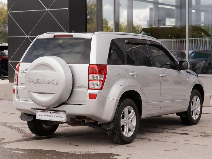 Suzuki Grand Vitara II Рестайлинг Новосибирск  - изображение 5