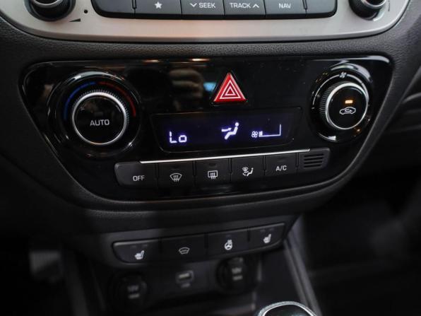 Hyundai Solaris II с пробегом 2019 года, цена 1 499 000 рублей, 126395 км, седан, Автокод Объявления