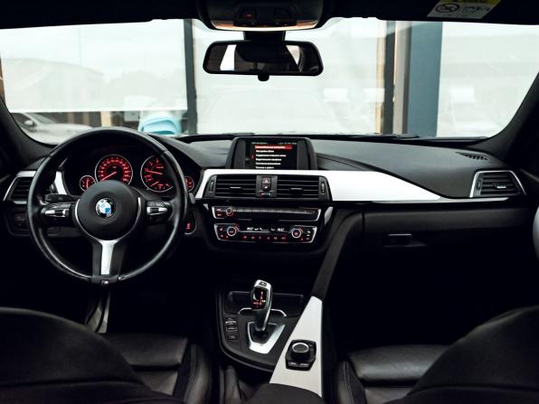 BMW 3 серии VI (F3x) Рестайлинг с пробегом 2018 года, цена 2 790 000 рублей, 103568 км, седан, Автокод Объявления