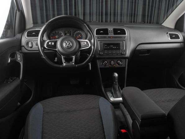 Volkswagen Polo V Рестайлинг с пробегом 2019 года, цена 1 509 000 рублей, 47467 км, седан, Автокод Объявления