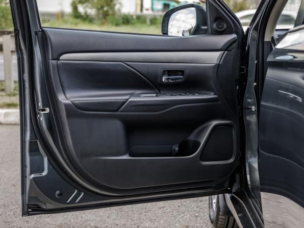 Mitsubishi Outlander III Рестайлинг с пробегом 2014 года, цена 1 698 000 рублей, 45647 км, внедорожник, Автокод Объявления