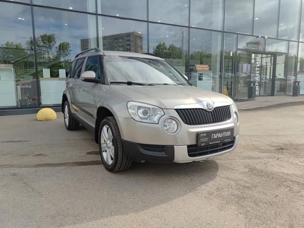 Skoda Yeti I с пробегом 2013 года, цена 740 000 рублей, 131822 км, внедорожник, Автокод Объявления