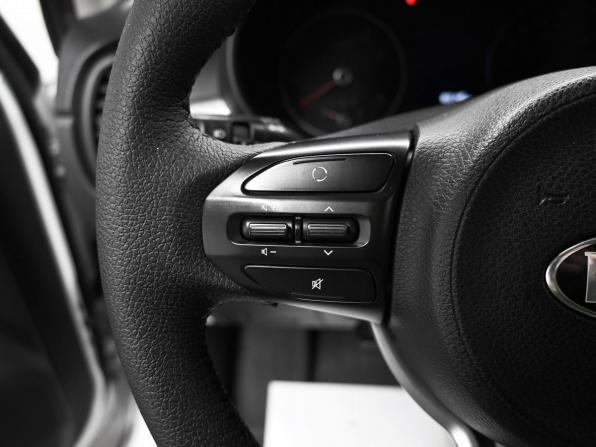 Kia Rio IV с пробегом 2018 года, цена 1 295 000 рублей, 183145 км, хэтчбек, Автокод Объявления