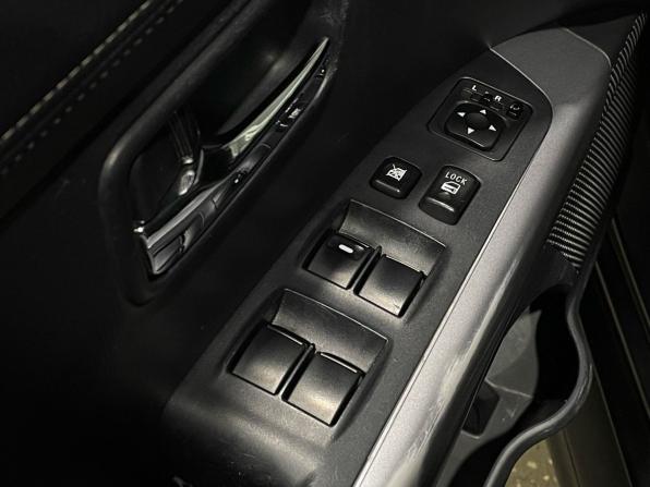 Mitsubishi Outlander II Рестайлинг с пробегом 2011 года, цена 895 000 рублей, 190242 км, внедорожник, Автокод Объявления