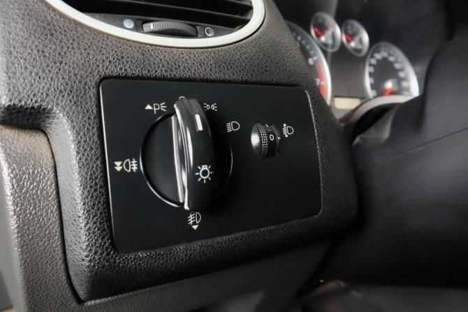 Ford Focus II с пробегом 2006 года, цена 479 000 рублей, 329000 км, седан, Автокод Объявления