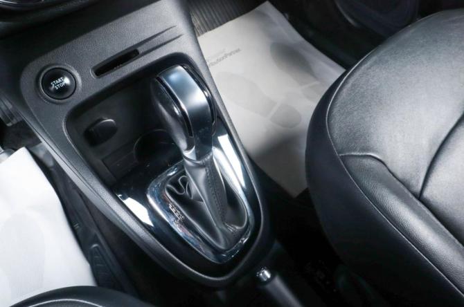 Renault Kaptur I с пробегом 2016 года, цена 1 359 000 рублей, 100149 км, внедорожник, Автокод Объявления