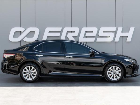Toyota Camry VIII (XV70) с пробегом 2019 года, цена 2 549 000 рублей, 139114 км, седан, Автокод Объявления