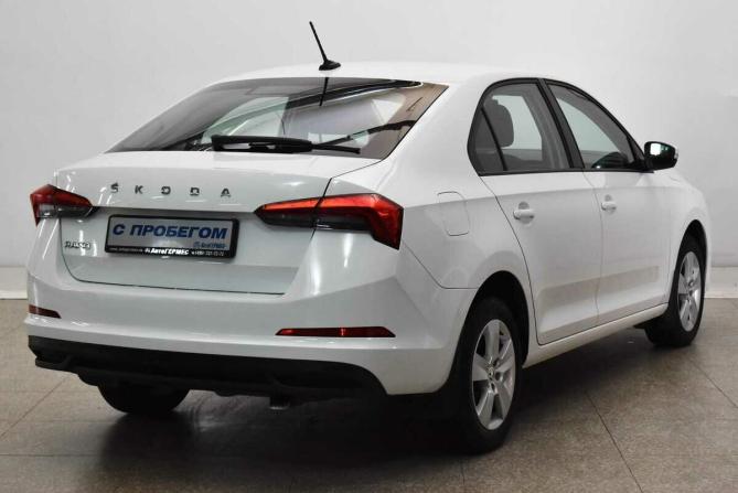 Skoda Rapid II с пробегом 2022 года, цена 1 495 000 рублей, 88170 км, лифтбек, Автокод Объявления