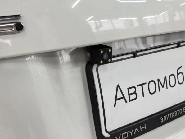 Toyota Prius III Рестайлинг (XW30) с пробегом 2015 года, цена 1 290 000 рублей, 137025 км, лифтбек, Автокод Объявления