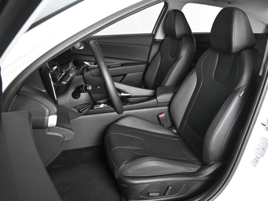 Hyundai Elantra VII (CN7) Рестайлинг Ростов-на-Дону  - изображение 10