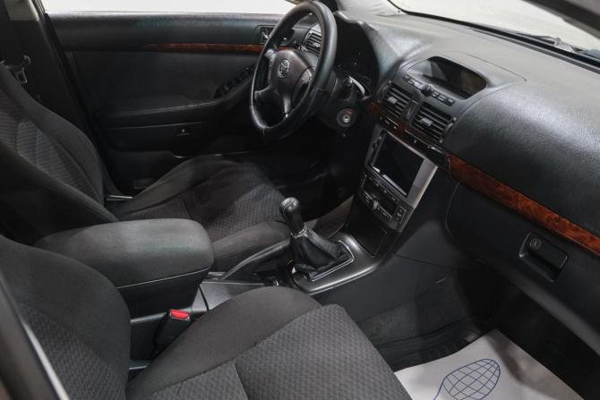 Toyota Avensis II с пробегом 2005 года, цена 749 000 рублей, 275000 км, седан, Автокод Объявления