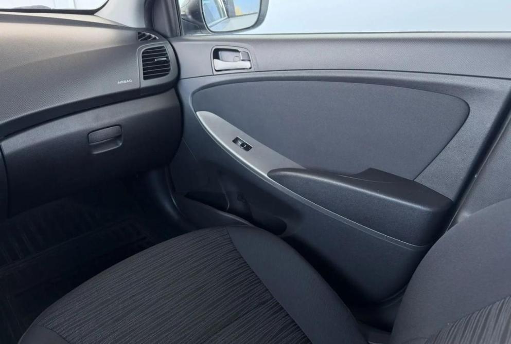 Hyundai Solaris I Киров  - изображение 13