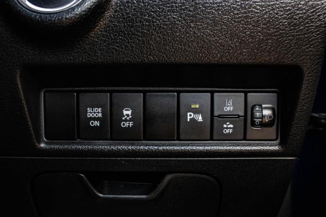 Suzuki Solio III с пробегом 2020 года, цена 989 000 рублей, 142856 км, минивэн, Автокод Объявления