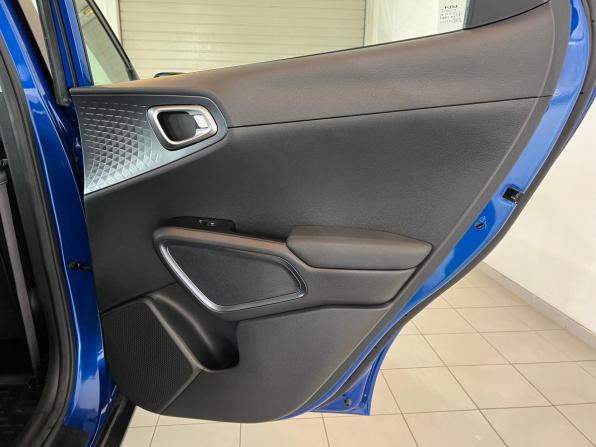 Kia Soul III с пробегом 2022 года, цена 2 650 000 рублей, 23 км, хэтчбек, Автокод Объявления