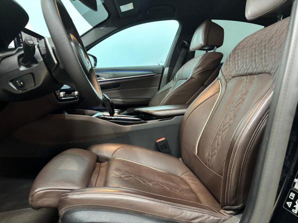 BMW 5 серии VII (G30/G31/G38) Рестайлинг с пробегом 2021 года, цена 5 750 000 рублей, 107120 км, седан, Автокод Объявления