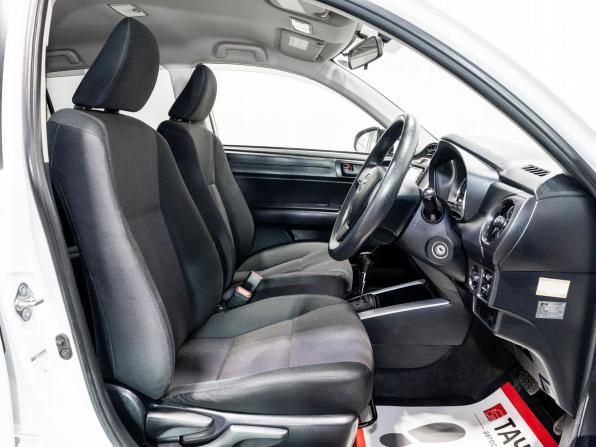 Toyota Corolla XI (E160 E170 E180) Рестайлинг 1 с пробегом 2015 года, цена 1 280 000 рублей, 99000 км, универсал, Автокод Объявления