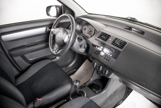 Suzuki Swift III с пробегом 2007 года, цена 689 000 рублей, 179000 км, хэтчбек, Автокод Объявления
