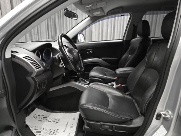 Mitsubishi Outlander II Рестайлинг с пробегом 2011 года, цена 1 179 000 рублей, 220000 км, внедорожник, Автокод Объявления