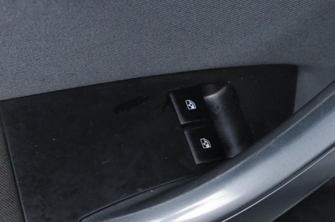Opel Astra J Рестайлинг с пробегом 2012 года, цена 799 000 рублей, 183758 км, хэтчбек, Автокод Объявления