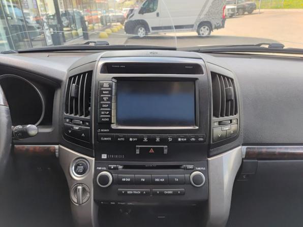 Toyota Land Cruiser 200 Series с пробегом 2010 года, цена 1 999 800 рублей, 659874 км, внедорожник, Автокод Объявления
