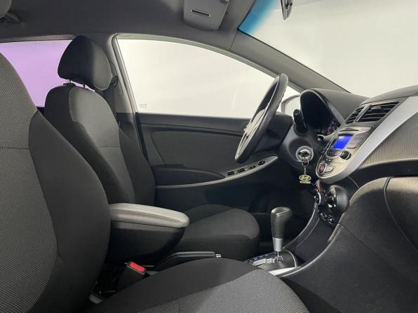 Hyundai Solaris I с пробегом 2011 года, цена 749 900 рублей, 166600 км, хэтчбек, Автокод Объявления