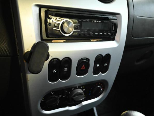 Renault Logan I Рестайлинг с пробегом 2011 года, цена 290 000 рублей, 357011 км, седан, Автокод Объявления