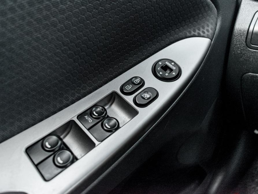 Hyundai Solaris I Рестайлинг Екатеринбург  - изображение 20