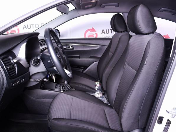 Kia Rio IV Рестайлинг с пробегом 2021 года, цена 2 029 000 рублей, 21500 км, седан, Автокод Объявления