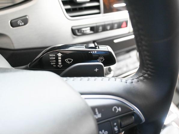 Audi A8 III (D4) Рестайлинг с пробегом 2014 года, цена 1 989 900 рублей, 142000 км, седан, Автокод Объявления