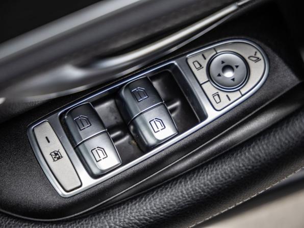 Mercedes-Benz E-Класс V (W213 S213 C238) Рестайлинг с пробегом 2021 года, цена 3 998 000 рублей, 146500 км, седан, Автокод Объявления