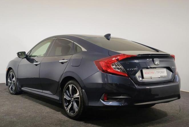Honda Civic X с пробегом 2018 года, цена 1 440 000 рублей, 138367 км, седан, Автокод Объявления