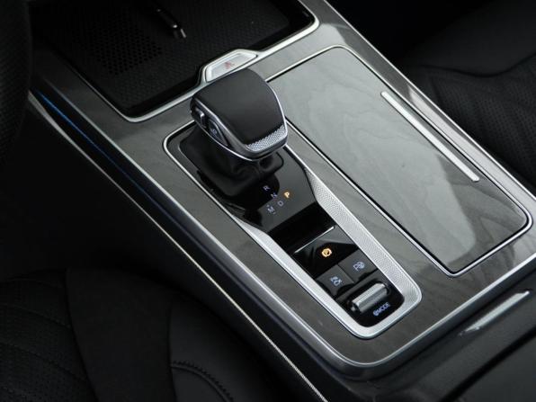 Hongqi HS5 I Рестайлинг с пробегом 2024 года, цена 3 540 111 рублей, 4569 км, внедорожник, Автокод Объявления