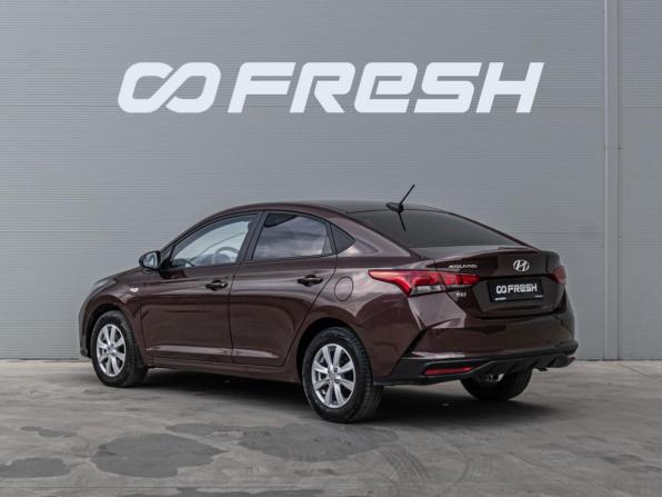 Hyundai Solaris II Рестайлинг с пробегом 2022 года, цена 1 650 000 рублей, 114302 км, седан, Автокод Объявления