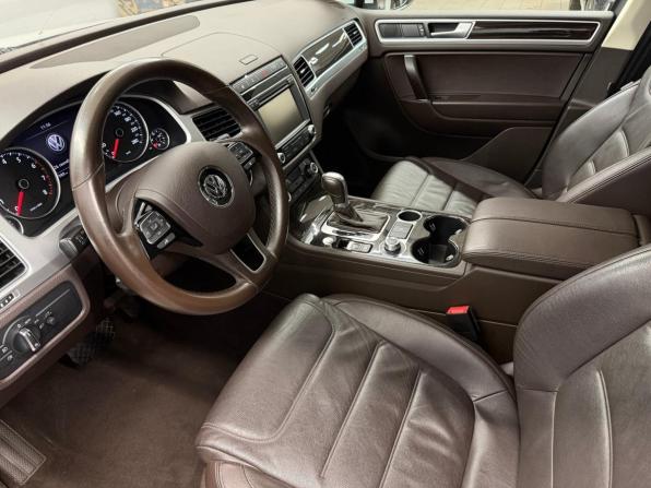 Volkswagen Touareg II Рестайлинг с пробегом 2016 года, цена 2 777 000 рублей, 142988 км, внедорожник, Автокод Объявления