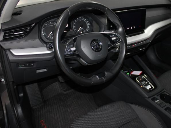 Skoda Octavia IV (A8) с пробегом 2021 года, цена 2 129 900 рублей, 149923 км, лифтбек, Автокод Объявления