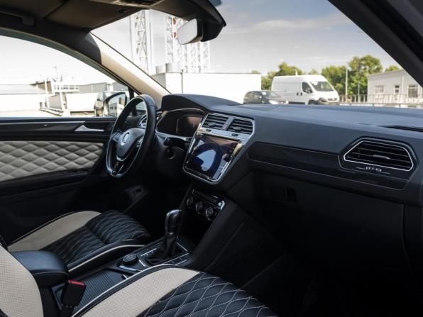 Volkswagen Tiguan II с пробегом 2018 года, цена 2 998 000 рублей, 100600 км, внедорожник, Автокод Объявления