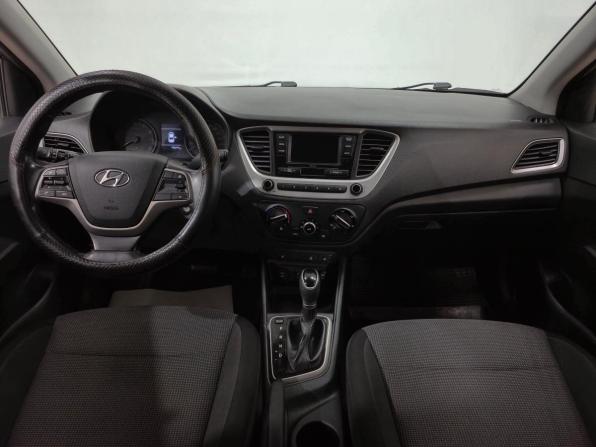 Hyundai Solaris II с пробегом 2018 года, цена 1 195 000 рублей, 198696 км, седан, Автокод Объявления