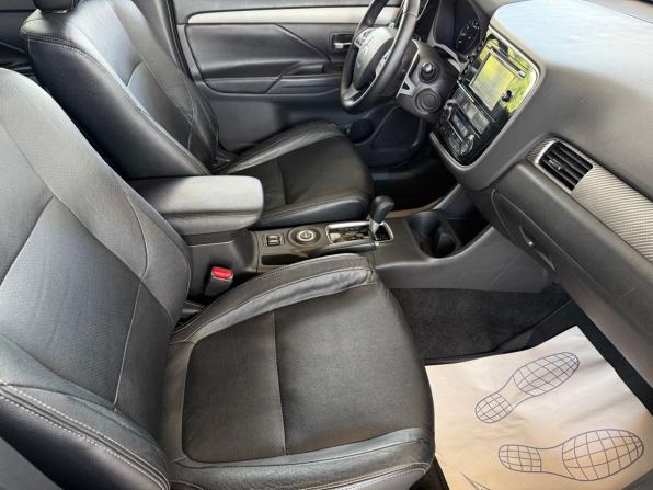 Mitsubishi Outlander III с пробегом 2014 года, цена 1 420 000 рублей, 209000 км, внедорожник, Автокод Объявления