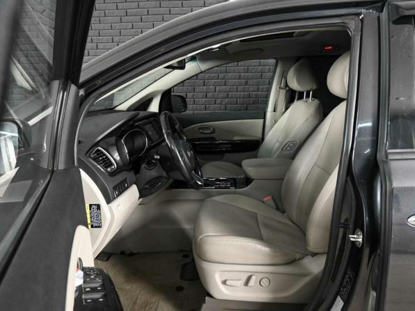 Kia Carnival III с пробегом 2020 года, цена 2 600 000 рублей, 186964 км, минивэн, Автокод Объявления