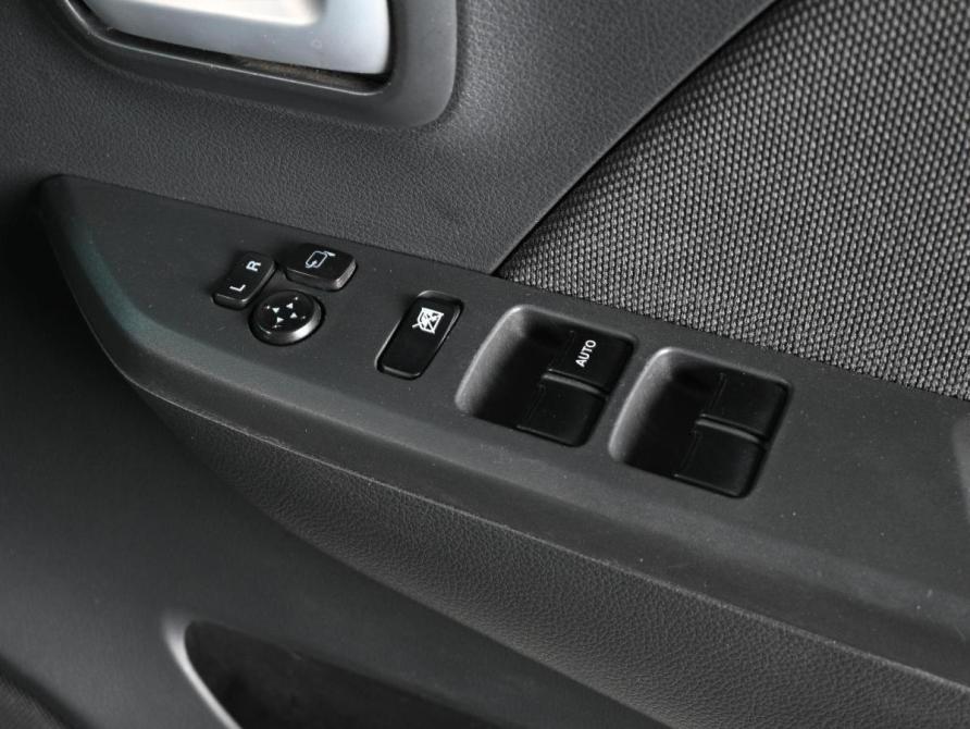 Suzuki Wagon R V Рестайлинг Ростов-на-Дону  - изображение 17