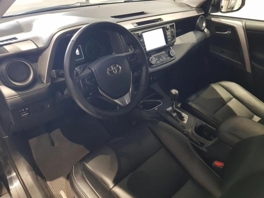 Toyota RAV4 IV (XA40) Рестайлинг Москва  - изображение 11