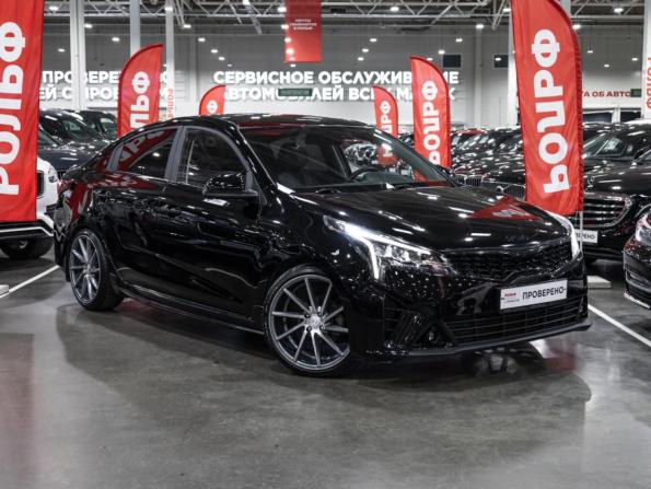 Kia Rio IV Рестайлинг с пробегом 2021 года, цена 1 790 700 рублей, 58865 км, седан, Автокод Объявления
