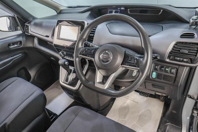 Nissan Serena V (C27) с пробегом 2017 года, цена 1 869 000 рублей, 188000 км, минивэн, Автокод Объявления